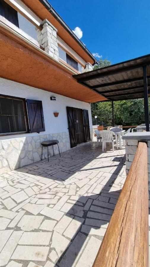 Casa Vacanza Le Viste Serrone Екстер'єр фото